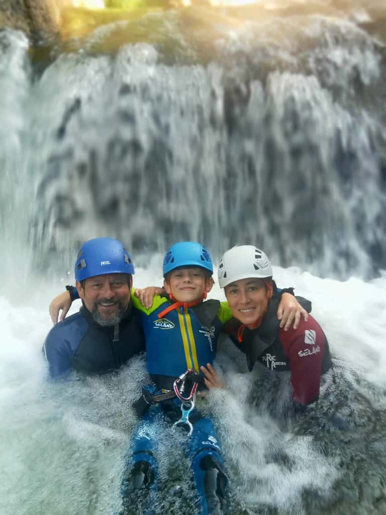 WhatsApp Image 2025-11-05 at 18.53.43 WhatsApp Image 2025-11-05 at 18.53.43